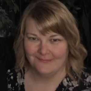 Meet your Posher, Angie